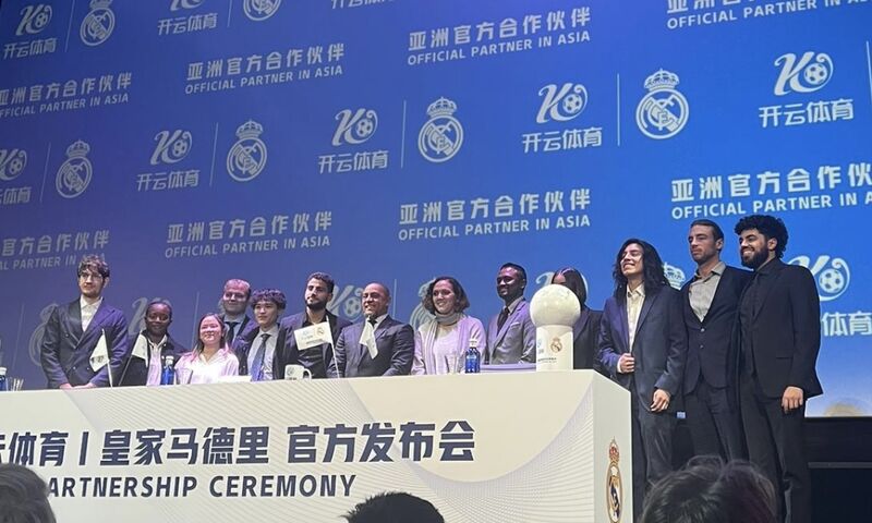 塞维利亚主帅：我们不假摔不挑衅却是黄牌最多的球队，我无法接受